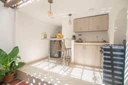 Private 3 Bedroom Home with Patio in Walled City - Image 5