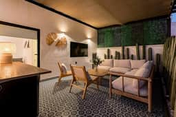 Roma Norte 4 Bedroom with AC, Jacuzzi and Rooftop - Image 3