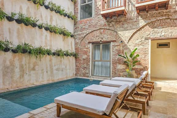 Walled City 11 Bedroom - Pool, Rooftop, Jacuzzi - Image 1
