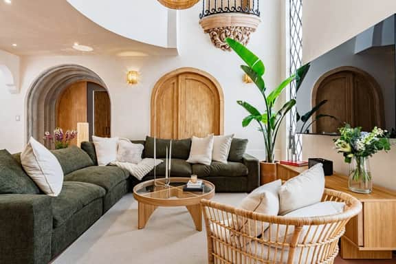 Lux 10-BR Condesa Villa · Heated Pool · Sleeps 20 - Image 3