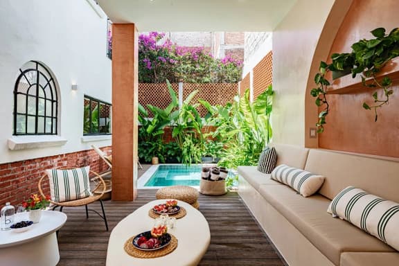 Lux 10-BR Condesa Villa · Heated Pool · Sleeps 20 - Image 1