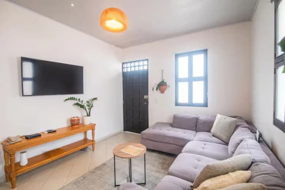 New Renovated 2025 1 Bedroom n the Walled City - Image 1