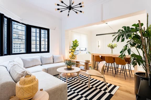 Roma Norte 4 Bedroom with AC, Jacuzzi and Rooftop - Image 1
